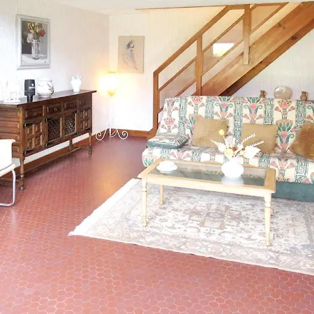 Apartment Rue De Madrid